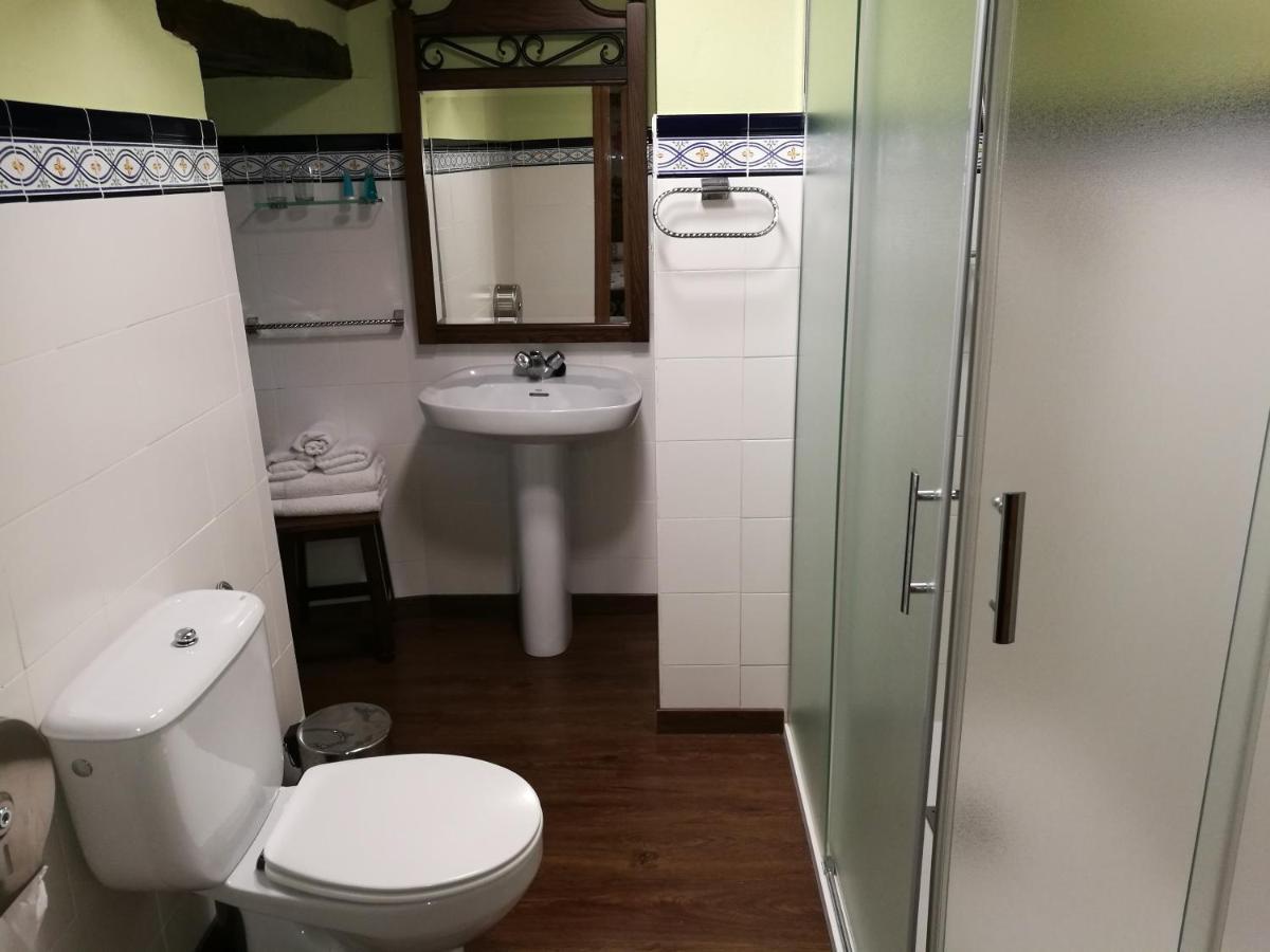 Habitación Familiar con baño privado